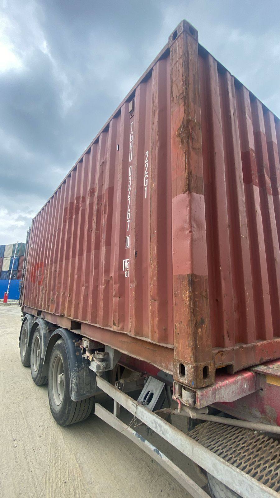 Морской контейнер TGHU0327670